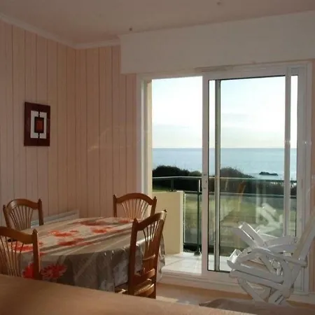 Studio Cabine 3 Personnes Face Mer *